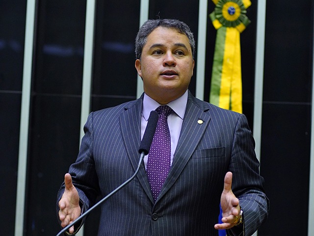 “Gasto de energia desnecessário”Diz Efraim sobre vetos de Bolsonaro