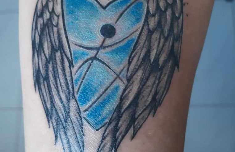 Tatuagem: Paciente  homenagem aos profissionais de saúde após alta