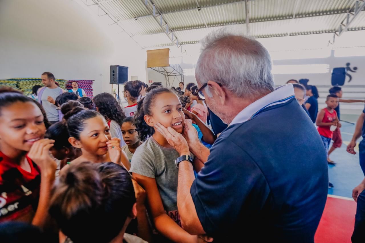 Segunda fasePrefeito acompanha seleção dos alunos da Rede Municipal que vão disputar vaga na Escola do Bolshoi