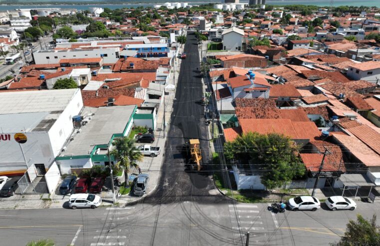 MAIS ASFALTOPrefeitura de Cabedelo inicia asfaltamento da rua Pompeu Henrique Cavalcanti, no Centro