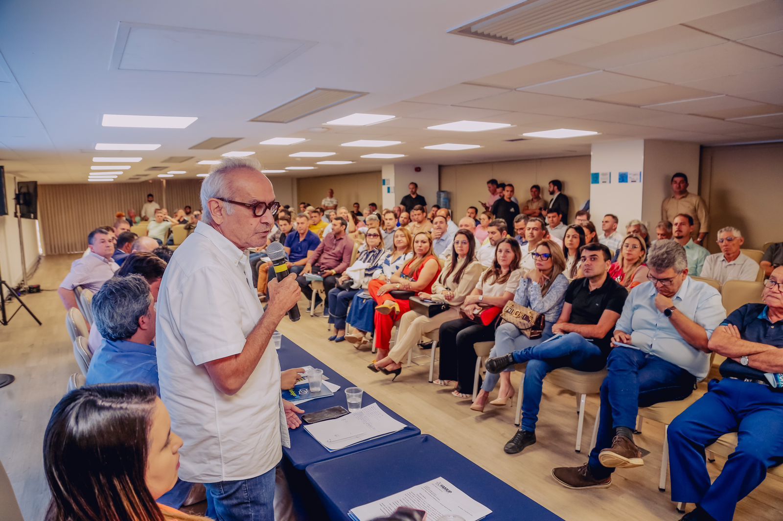 ArticulaçãoCícero Lucena participa de encontro da Famup com bancada federal e defende visão municipalista na divisão de recursos