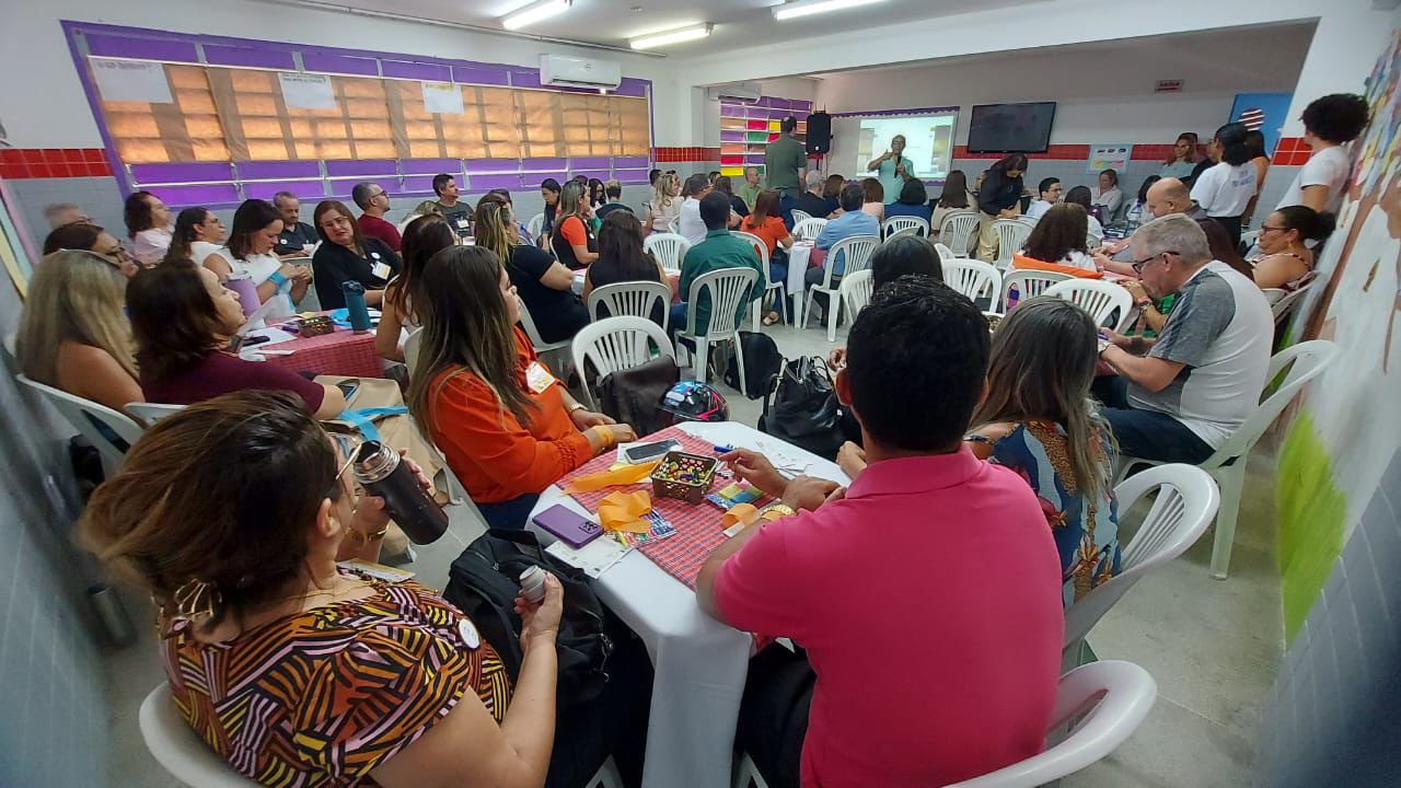 Profissionais das escolas integrais se reúnem para avaliar boas práticas e o protagonismo na educação